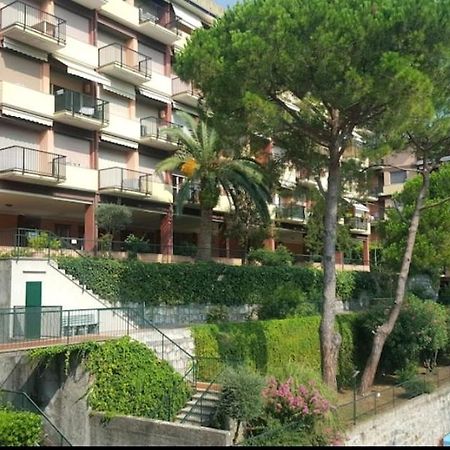 Camera Privata Nell'Appartamento In Zona Residenziale Con 2 Piscine Рапалло Экстерьер фото