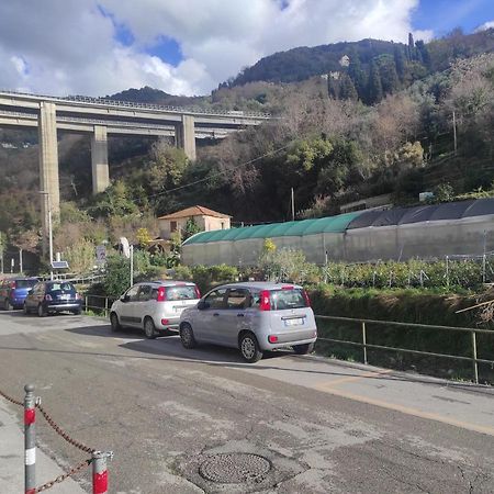Camera Privata Nell'Appartamento In Zona Residenziale Con 2 Piscine Рапалло Экстерьер фото