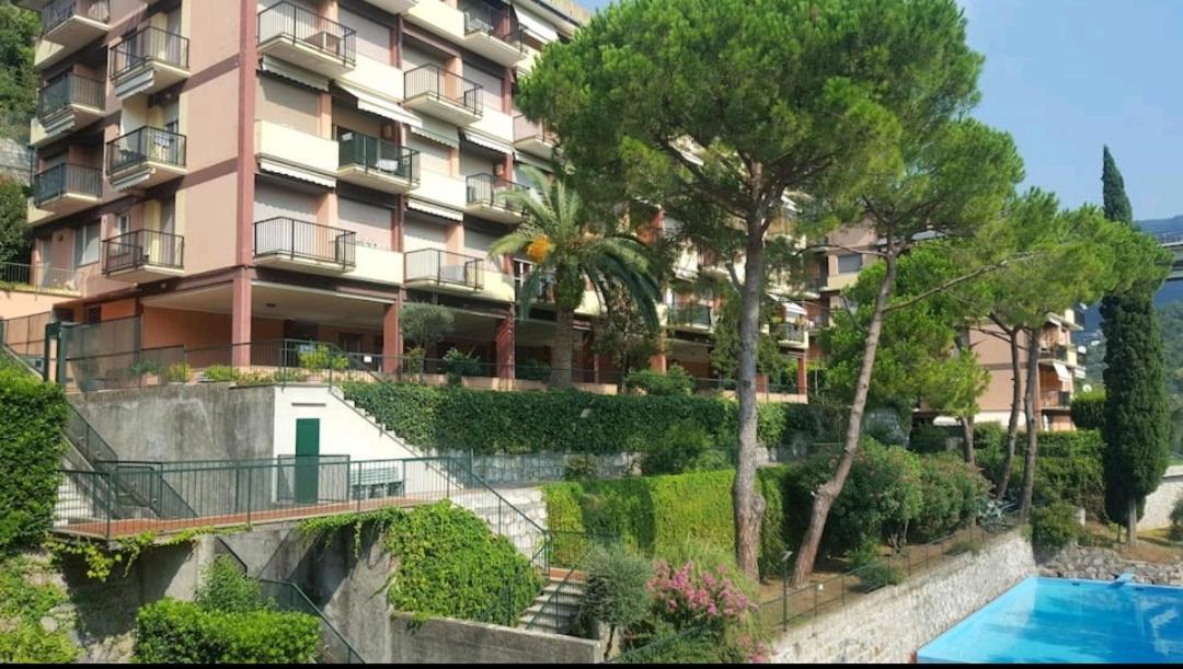 Camera Privata Nell'Appartamento In Zona Residenziale Con 2 Piscine Рапалло Экстерьер фото