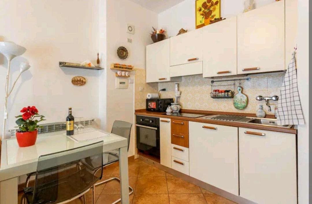 Camera Privata Nell'Appartamento In Zona Residenziale Con 2 Piscine Рапалло Экстерьер фото